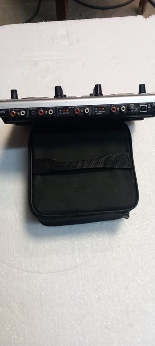 Consola dj  Hercules mk 4