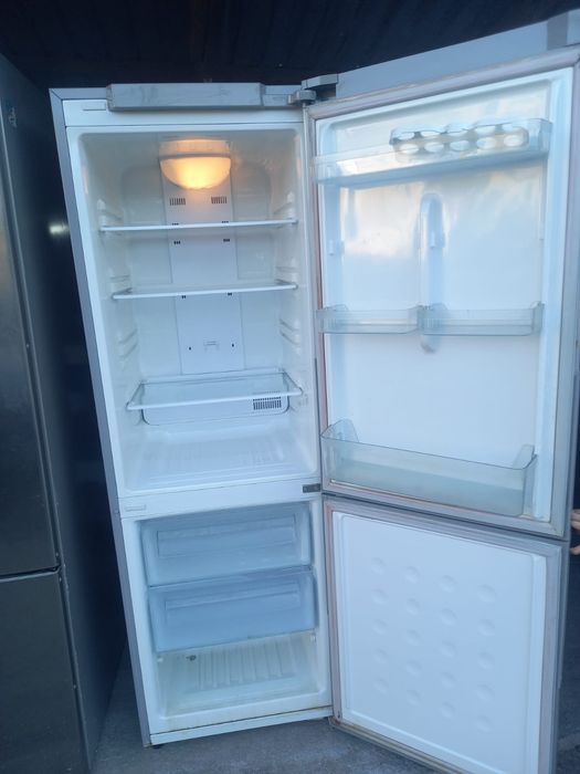 продам холодильник