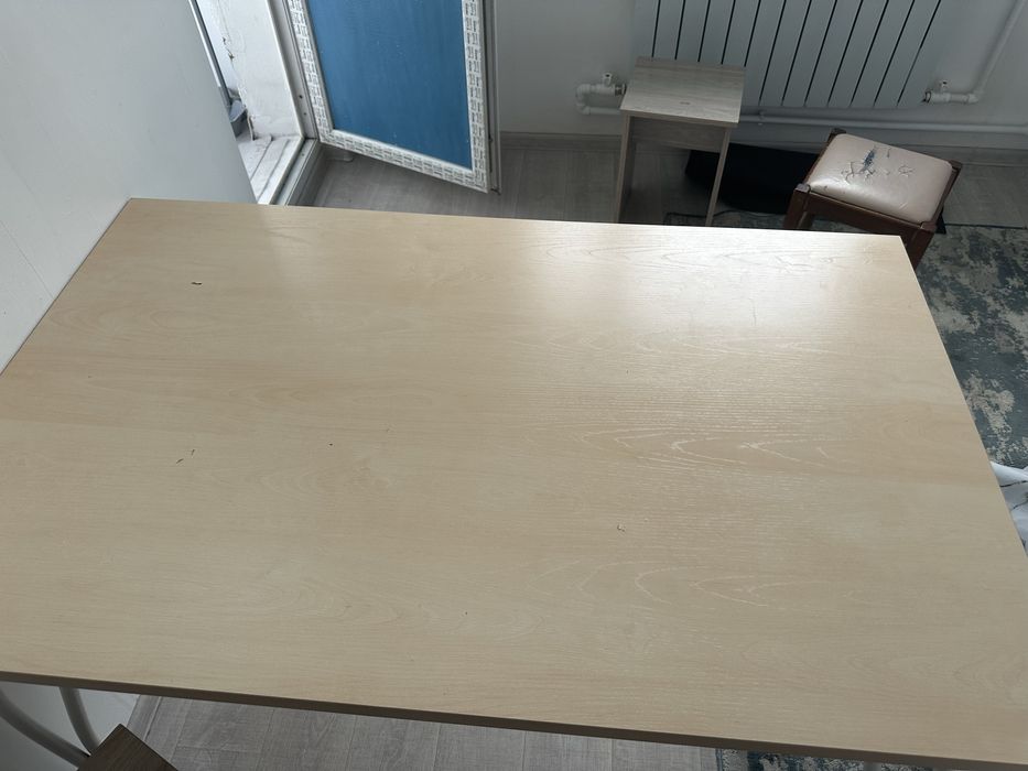 продам кухонный стол