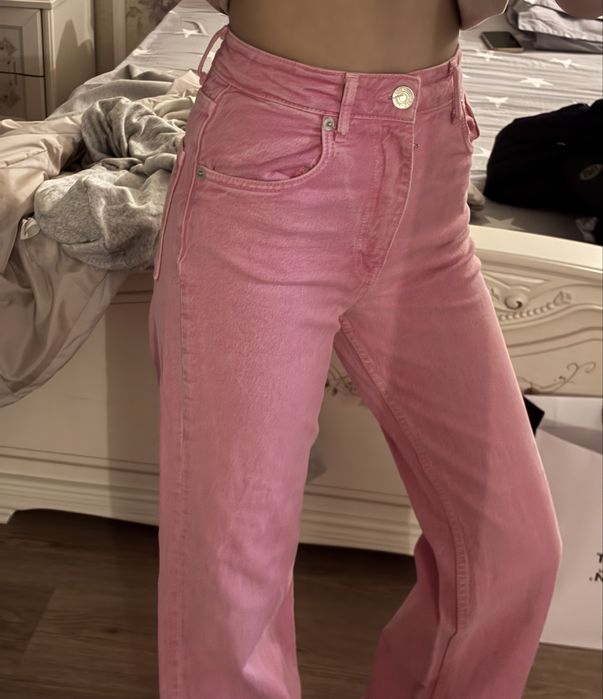 розовые джинсы Zara