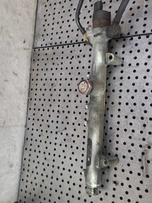 rampa injectoare 1.5 crdi d3ea hyundai matrix 0445213005 31400-27500
