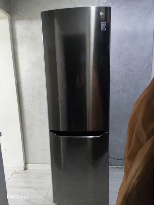 Продам Холодильник LG в отличном рабочем состоянии