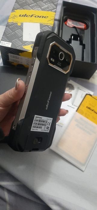 Продам телефон новый