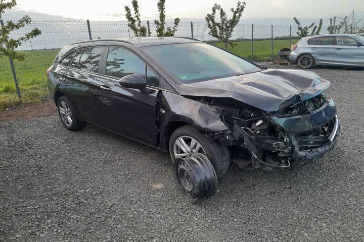 CLAPETA ACCELERATIE 55570009DB 55570009DB Opel Astra K