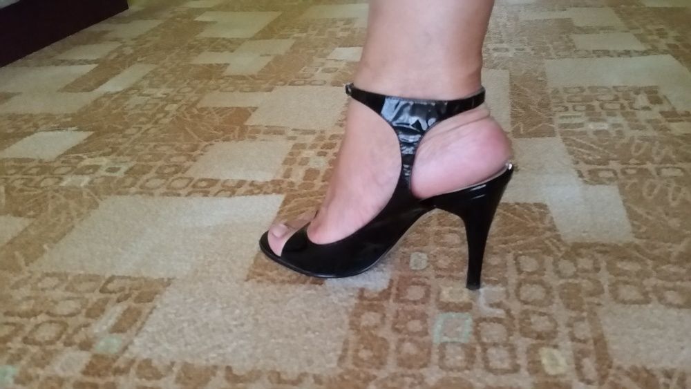 sandale dama din piele lacuita