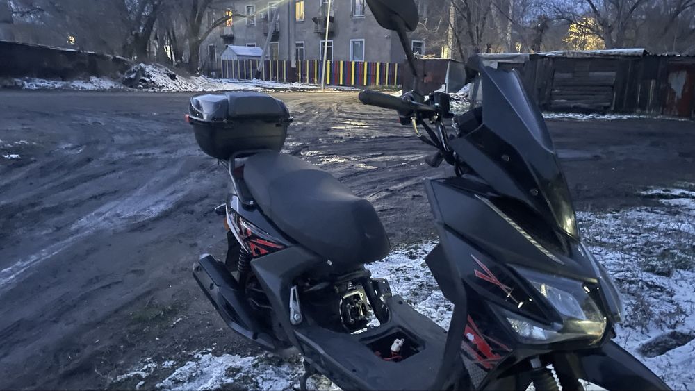 Продам скутер не дорого