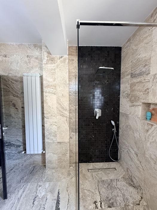 Marmura,travertin,onix,granit,andezit,quartz