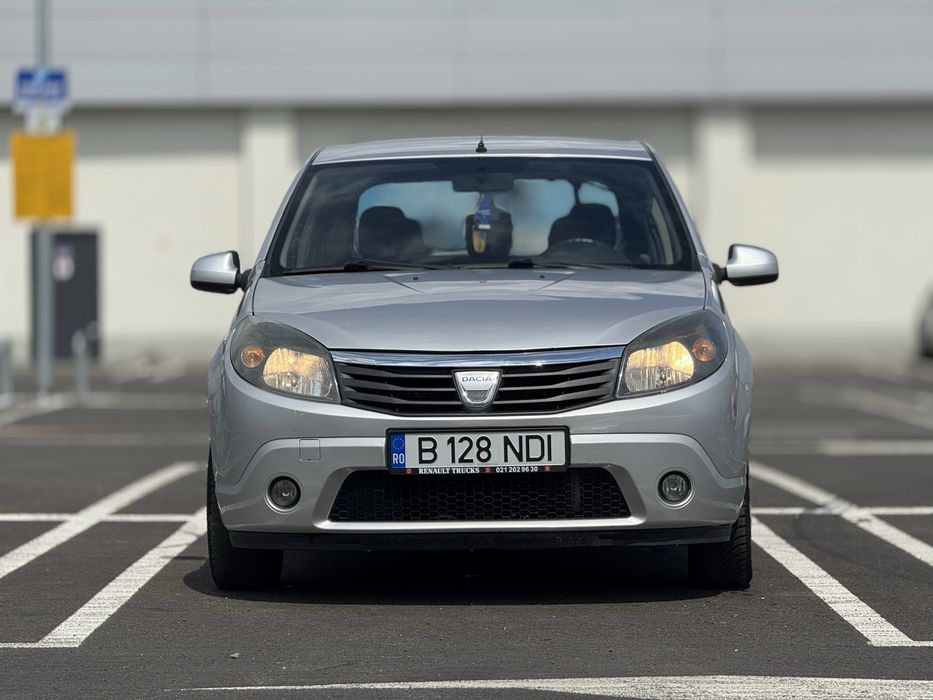 DACIA Sandero 2011 — imagine 2