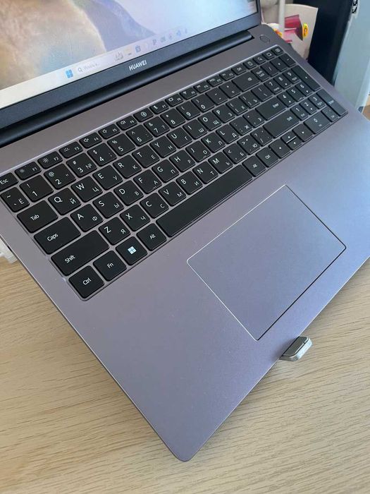 Ноутбук HUAWEI 16, Intel Core i7 Intel Iris Xe Graphics