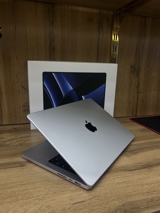 MacBook M2 Pro 16/512 89%  full box