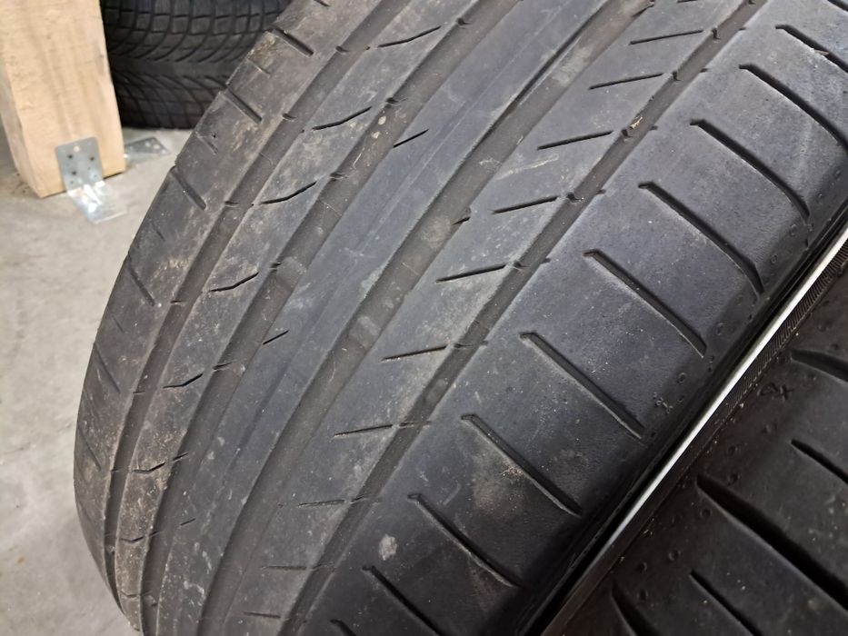 Anvelope second vara 235 45 R20 Continental  2023