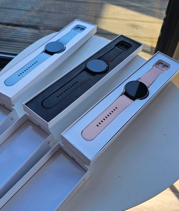 Samsung Galaxy Watch FE 40mm - Ca nou cu factura + garantie