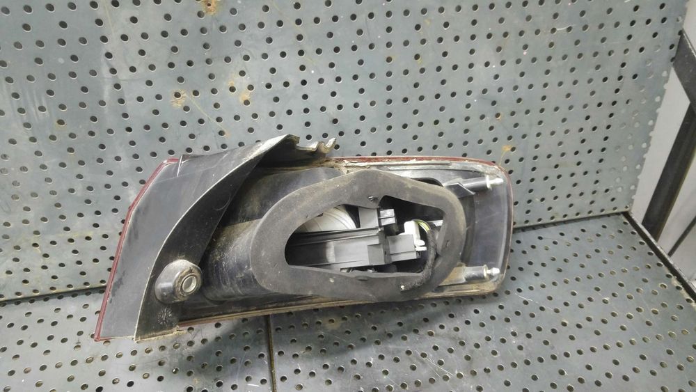 Stop tripla lampa stanga aripa fiat croma 194 27492101 51727250