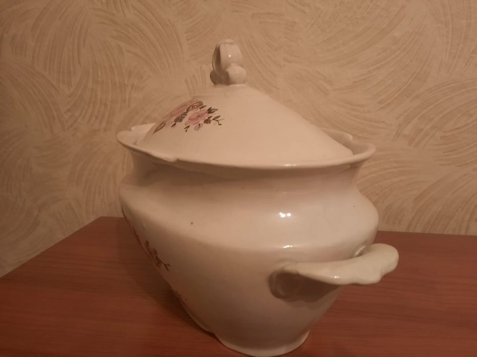 Продам супницу очень красивую