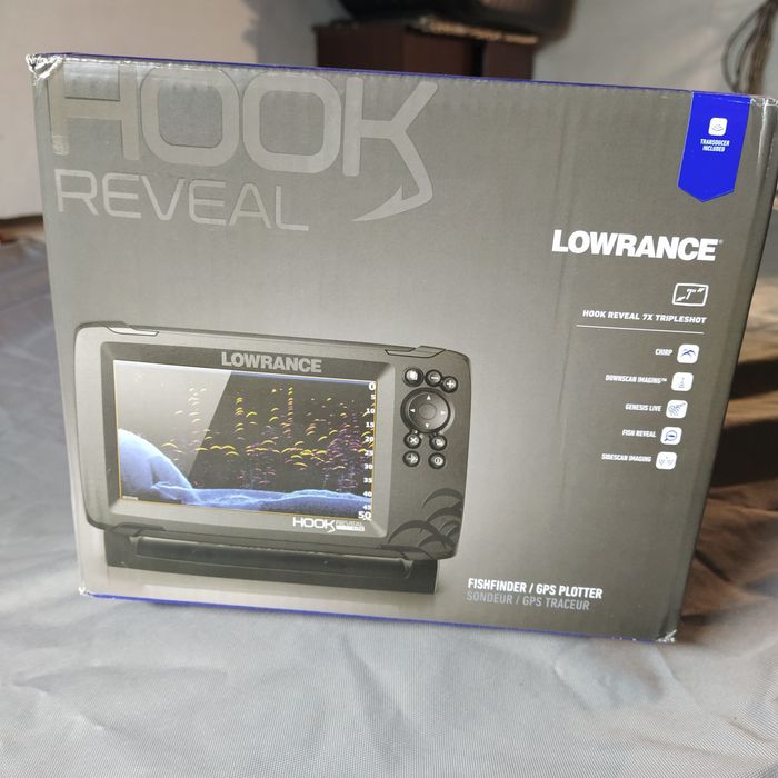 Эхолот LOWRANCE Hook Reveal 7xTS.