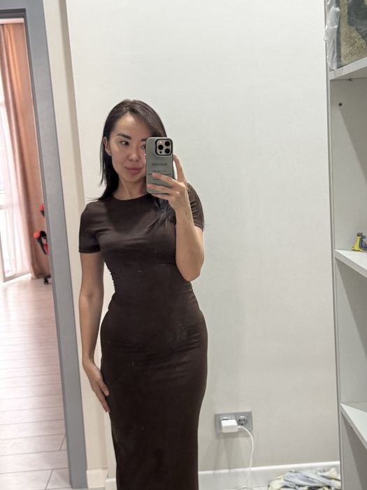 Красивое элегантное платье 42-44