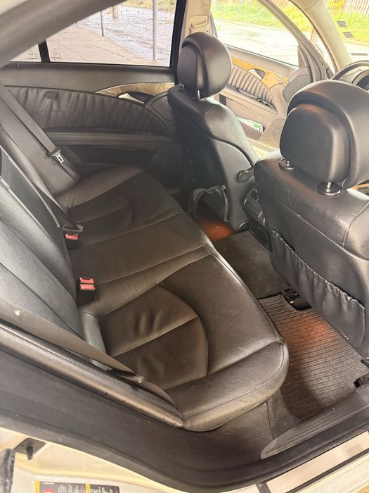 Мерцедес W211 2009 година