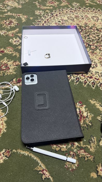 Планшет айпад ноутбук  состояние новый