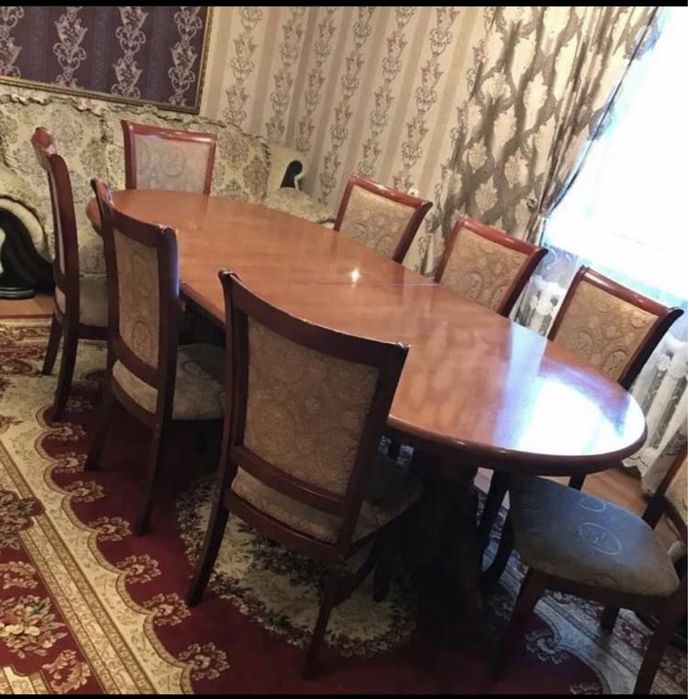 Продам стол