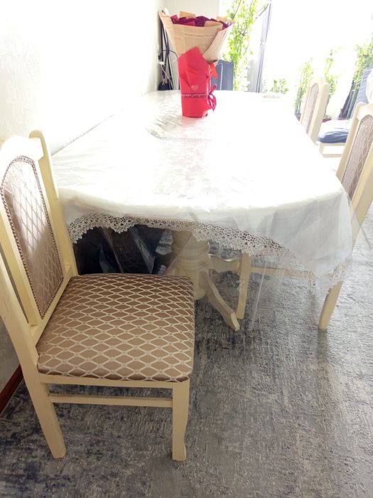 Продам стол со стульями
