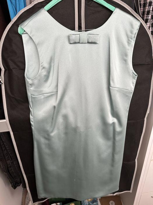 Официална рокля