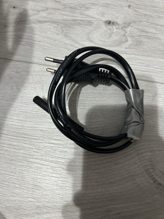 Vand ps 4 in stare inpecabila dau si schimb