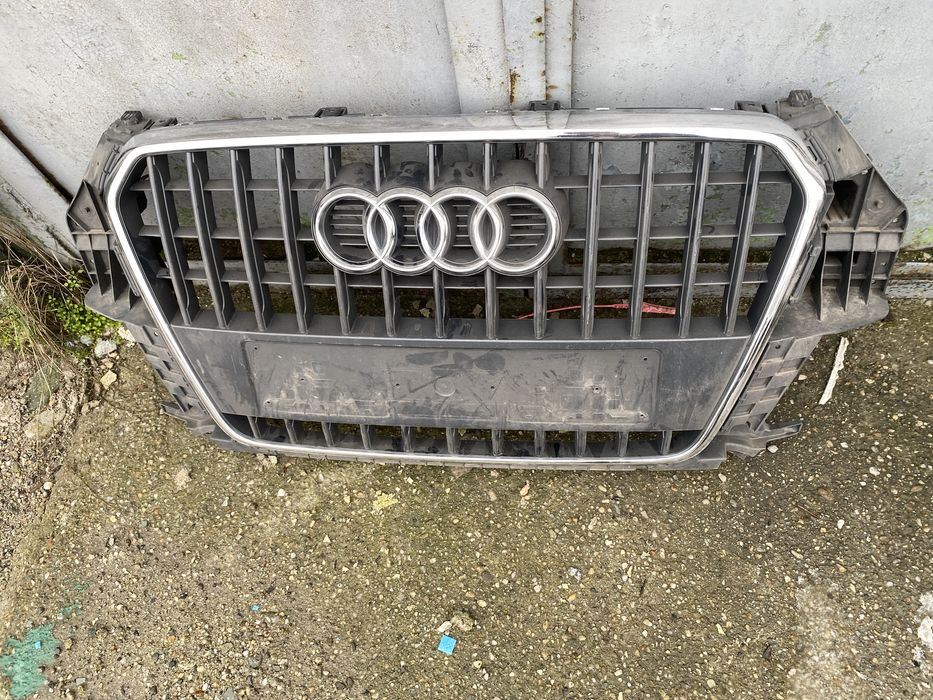 Grila Audi Q3 8U 2011 - 2015 grila radiatoare bara fata