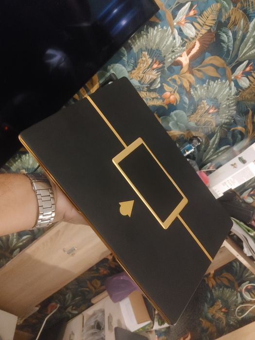 Criptodata Laptop i5 gen 8 ssd 256gb 8gb ram Gold auriu