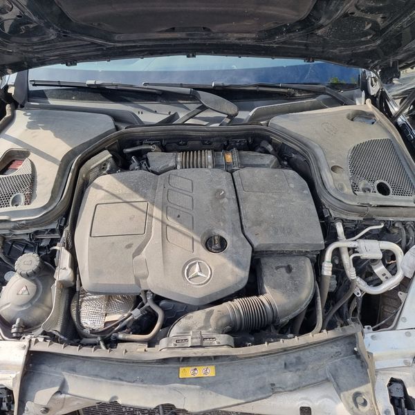 Mercedes E 220 W213 4 matic комби 2018г. на части 
! ! ! За ин