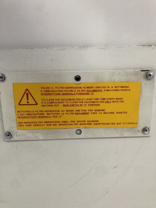 Професионална маса за гладене