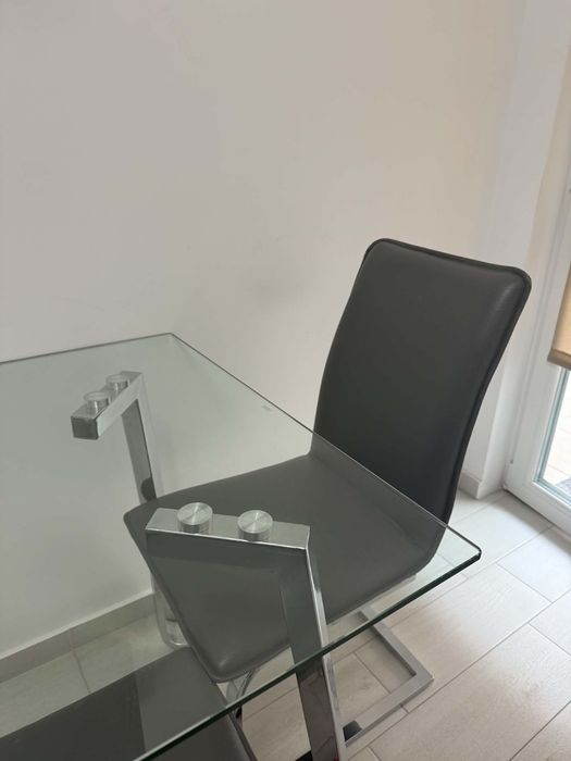 Set masa bucatarie sticla securizata 10mm + 4 scaune, crom, 130x80