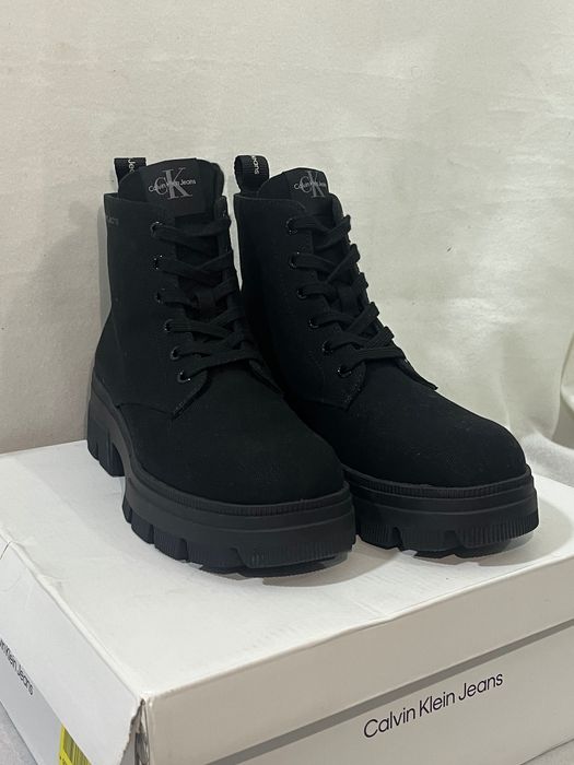 Ghete de iarnă,pana la glezna,noi fără etichetă