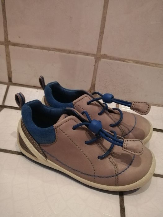 Обувь детская, кажанная