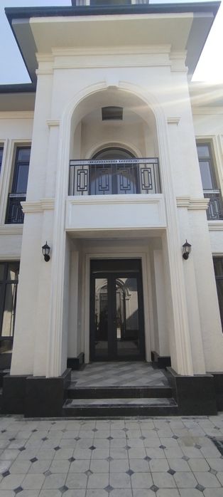 Yangi hayot tumanida 1.65 sotihli yangi qurilgan 7 xonali kottej