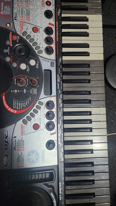 Yamaha Dj X keybkard