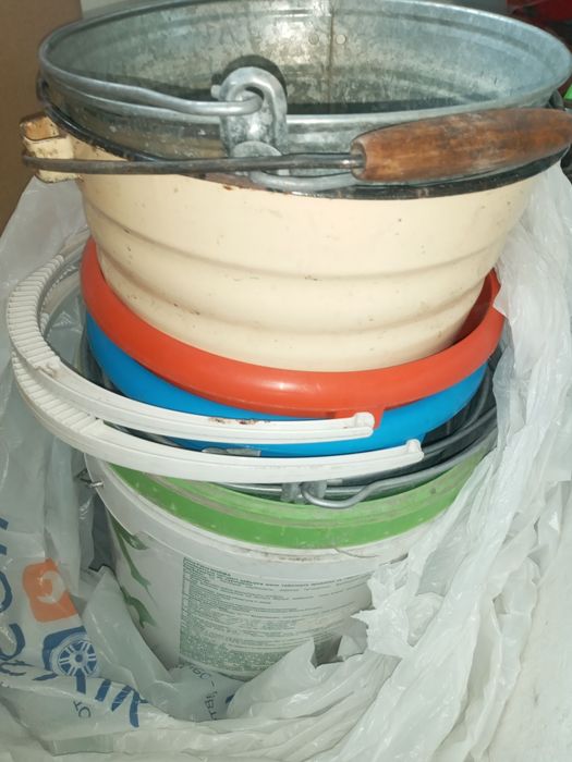 Продам ведра б/у