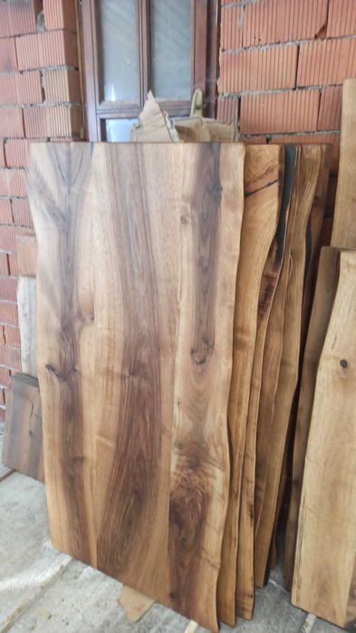 Продават се шестместни трапезни маси от Орех 160см80см5см/850лв