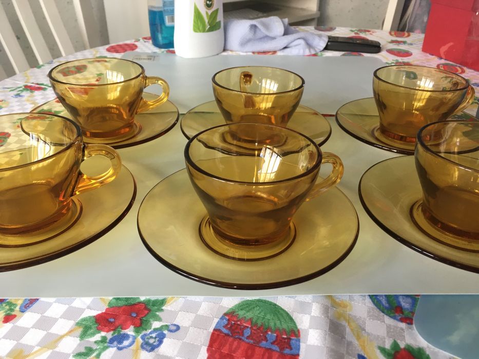 Сервиз за чай и кафе от дуралекс.