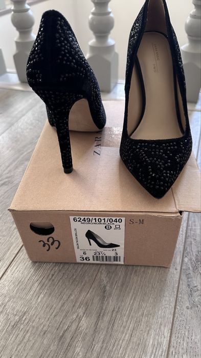 Новые туфли Zara