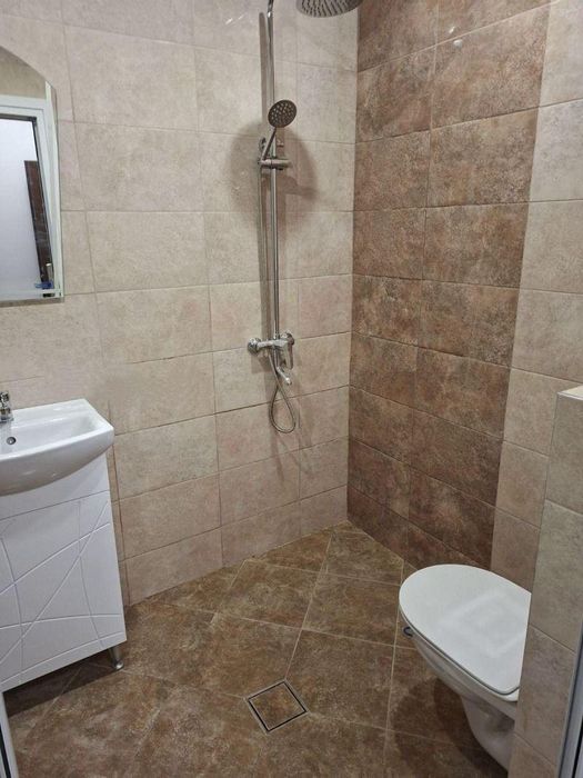 Дава се под наем Едностаен апартамент в София, Витоша - 45 кв.м за 359.04 € - Снимка #3