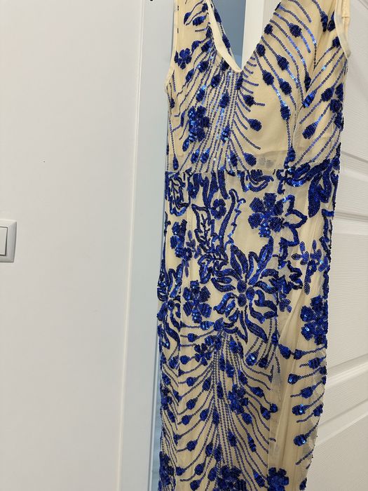 Официална рокля за специални поводи