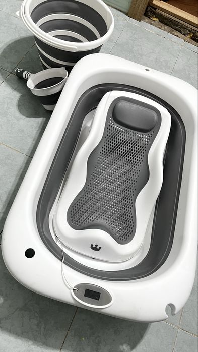 Продам ванночку для новорожденных