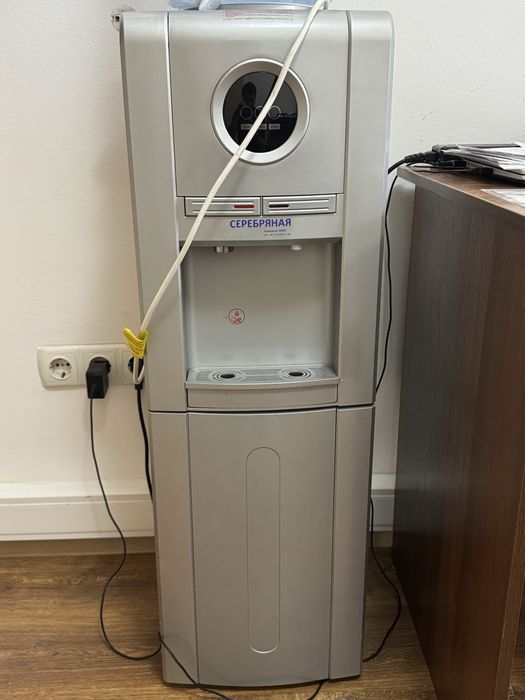 Продам диспенсер