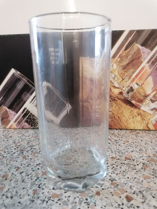 Стъклени чаши 12 бр.