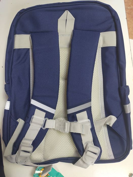 Продам школьный рюкзак