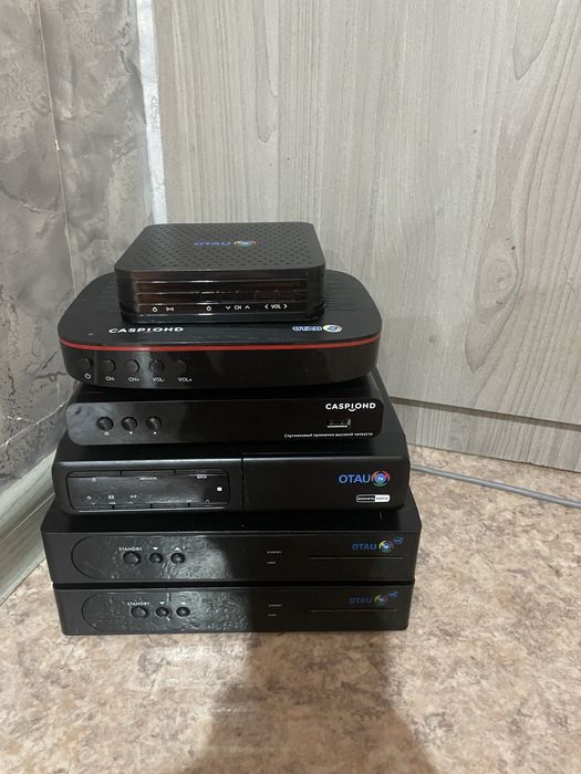 Продам ТВ приставки продам