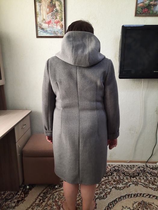 Пальто демисезонное