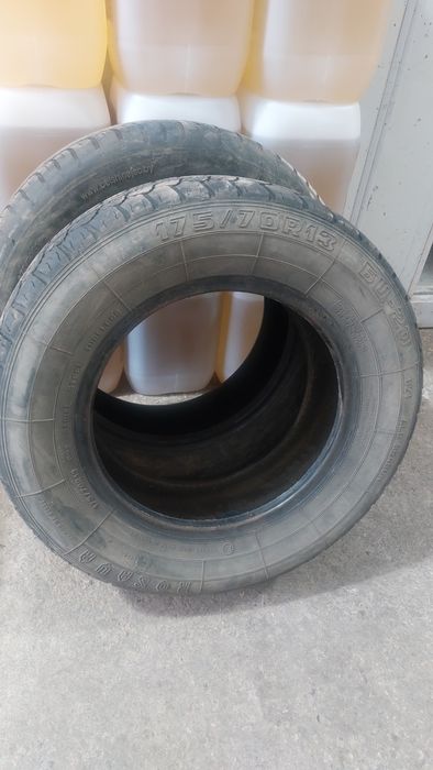 Шины на R13 можно под запаску .           Может кому-то пригодится