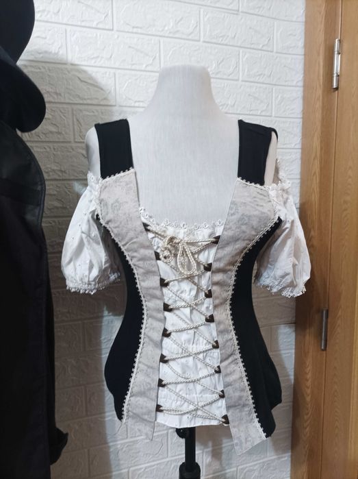 оригинални стари блузи Chanel Paris