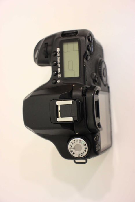 Продается фотоаппарат Canon EOS 50D